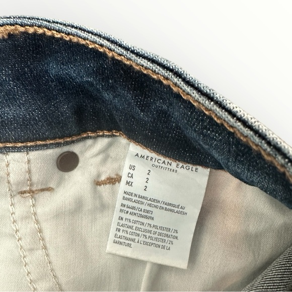 American Eagle Outfitters Size 2 High Rise Mini Denim Skirt - Picture 3 of 4